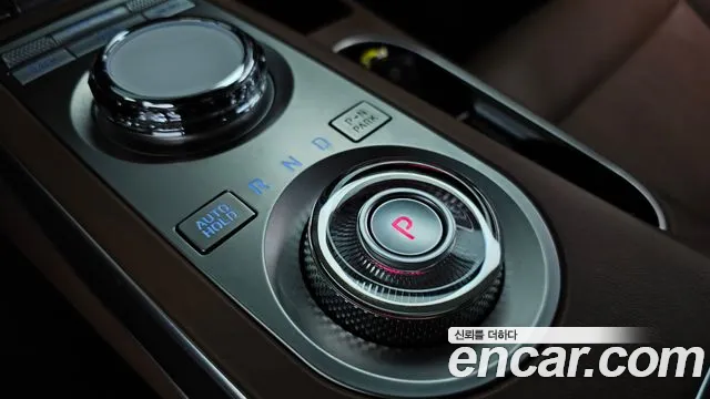 Genesis GV70 2021 thumb 9