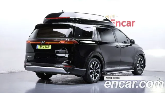 Kia Carnival 2022 thumb 2