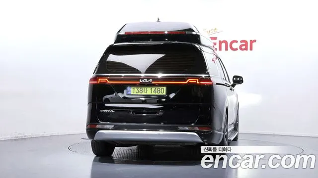 Kia Carnival 2022 thumb 4