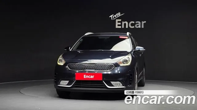 Kia Niro 2016 thumb 2