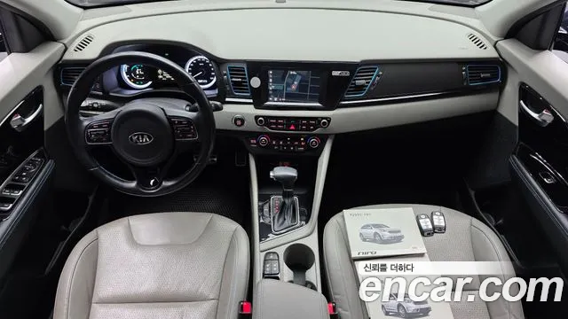 Kia Niro 2016 thumb 6