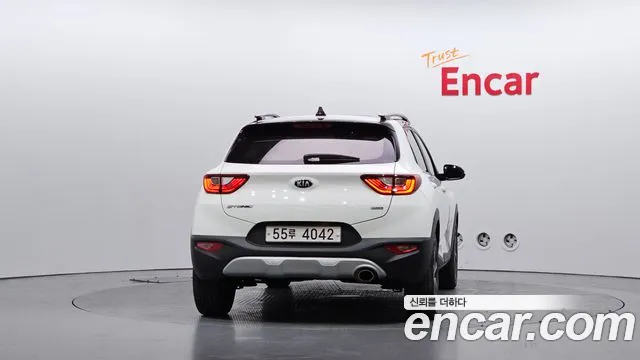 Kia Stonic 2018 thumb 4