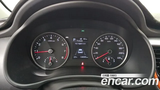 Kia Stonic 2018 thumb 8