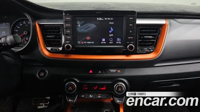 Kia Stonic 2018 thumb 12