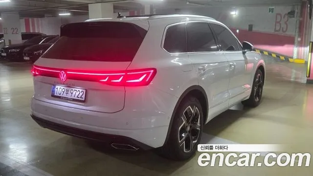 Volkswagen Touareg 2026 thumb 2