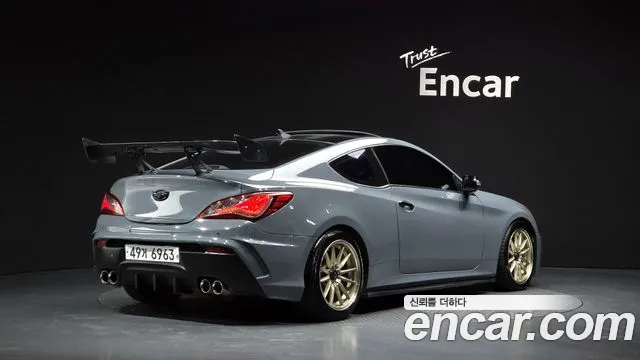 Hyundai Genesis 2010 thumb 2