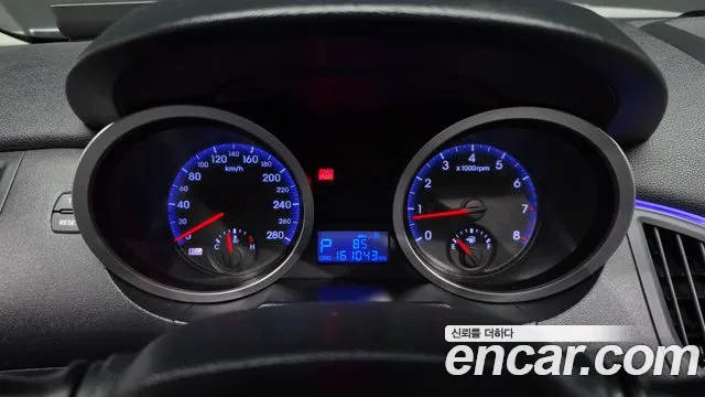 Hyundai Genesis 2010 thumb 8
