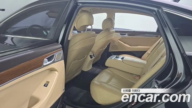 Genesis G80 2016 thumb 12