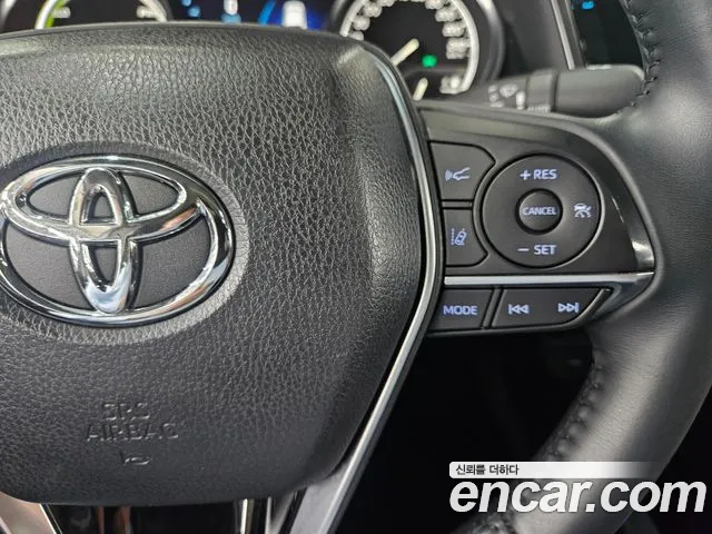Toyota Camry 2023 thumb 6