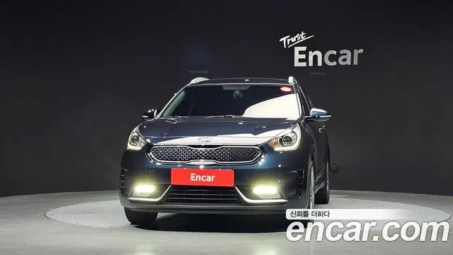 Kia Niro 2016 thumb 3
