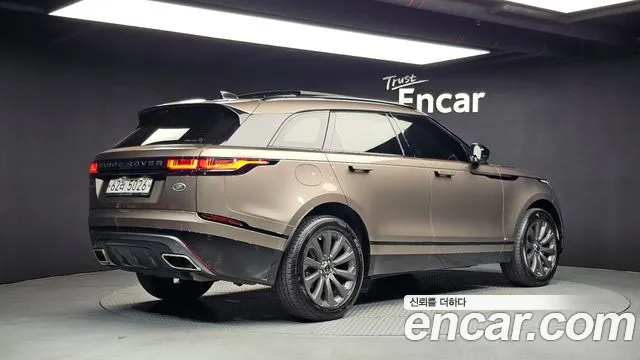 Land Rover Range Rover Velar 2019 thumb 2