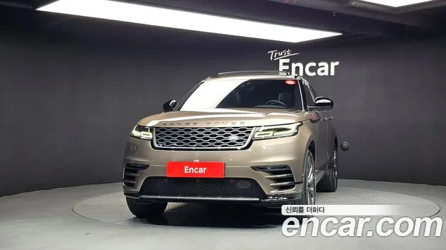Land Rover Range Rover Velar 2019 thumb 3