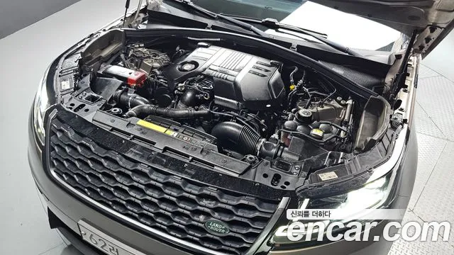 Land Rover Range Rover Velar 2019 thumb 6