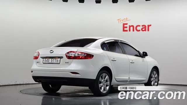 Renault-KoreaSamsung Fluence 2010 thumb 2