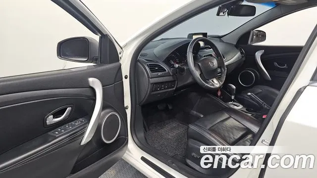 Renault-KoreaSamsung Fluence 2010 thumb 10