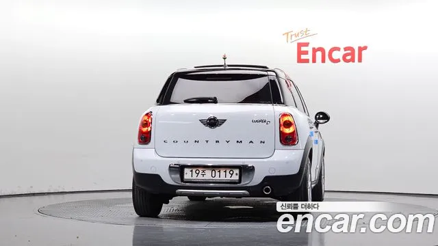 MINI Countryman 2016 thumb 4