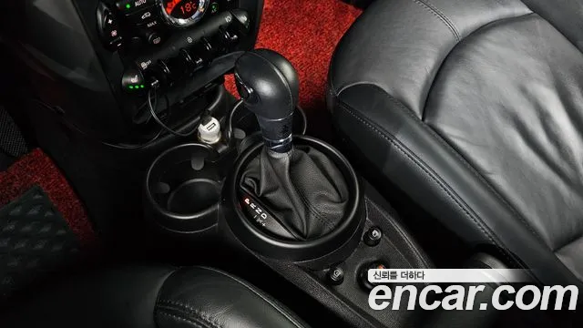 MINI Countryman 2016 thumb 9