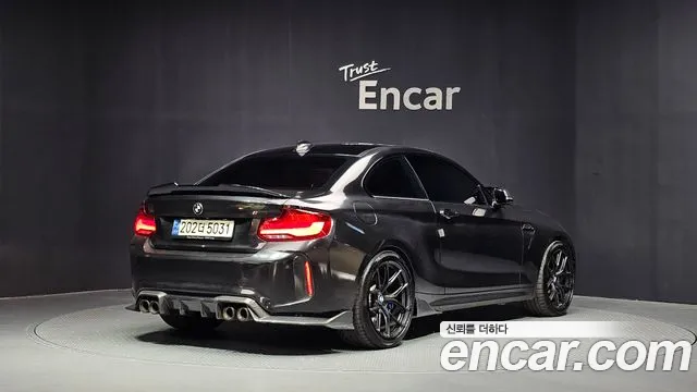 BMW M2 2017 thumb 2