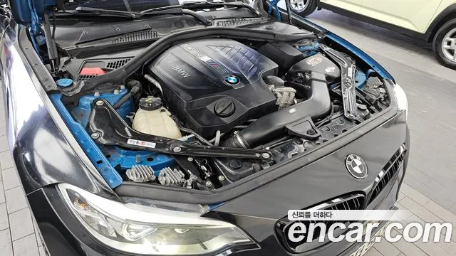 BMW M2 2017 thumb 6