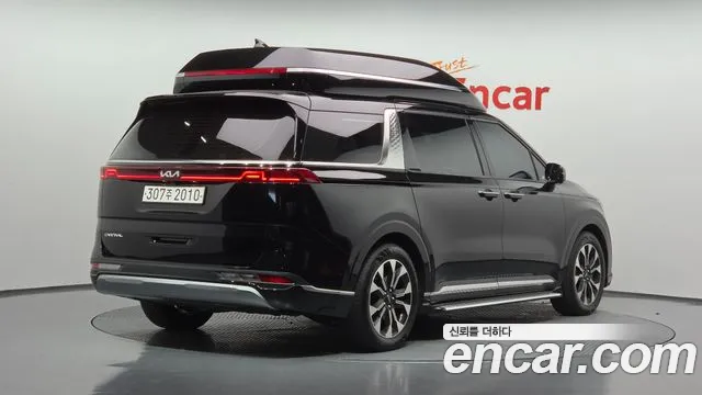 Kia Carnival 2022 thumb 2