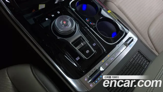 Kia Carnival 2022 thumb 9