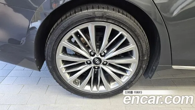Hyundai Grandeur 2018 thumb 5