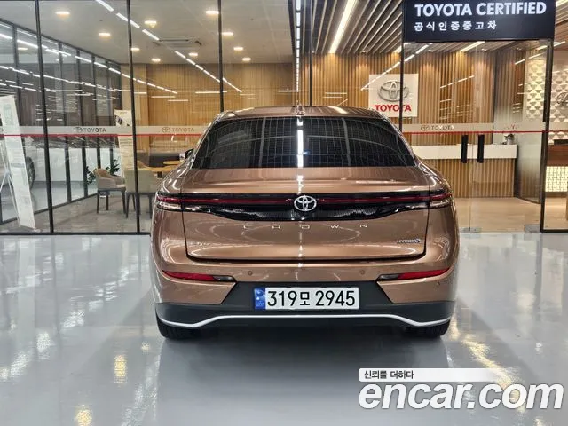 Toyota Crown 2023 thumb 4