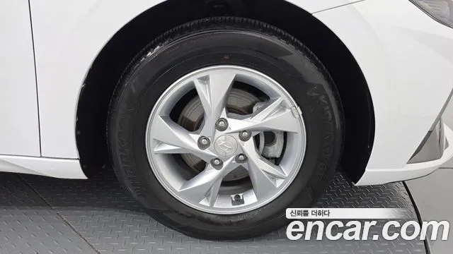 Hyundai Avante 2021 thumb 5