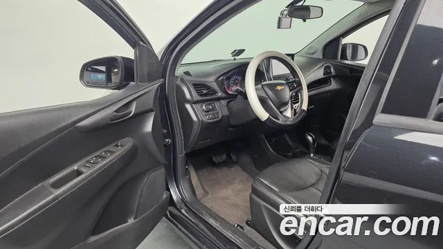 ChevroletGMDaewoo Spark 2015 thumb 10
