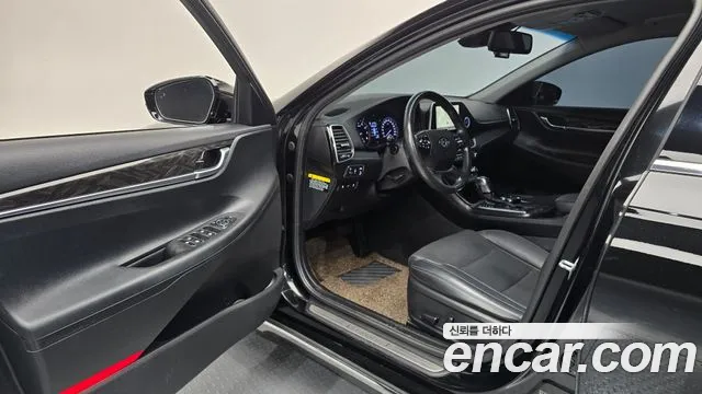Hyundai Grandeur 2017 thumb 10