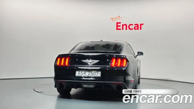 Ford Mustang Mach-E 2017 thumb 4