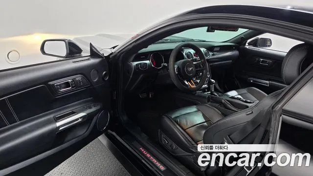 Ford Mustang Mach-E 2017 thumb 10