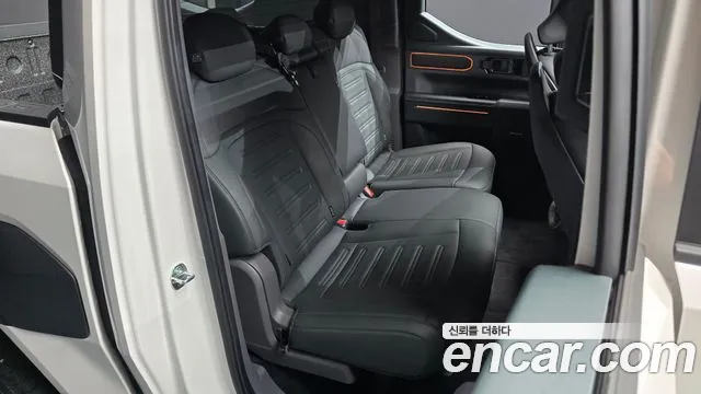 Kia Tasman 2025 thumb 11