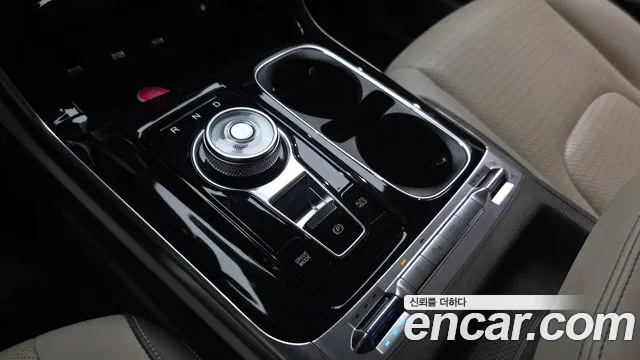 Kia Carnival 2022 thumb 9