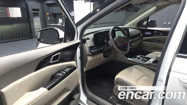 Kia Carnival 2022 thumb 10