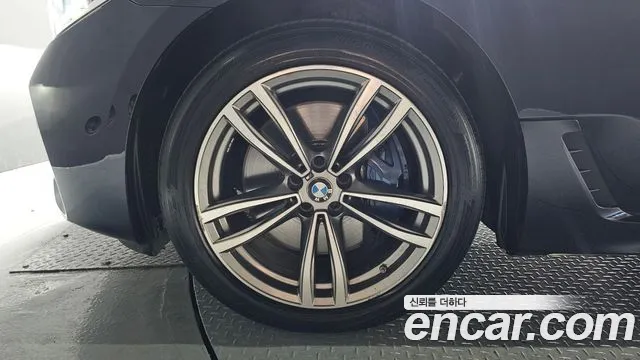 BMW Gran Turismo 2018 thumb 4