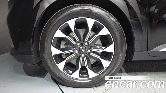 Kia Carnival 2021 thumb 5