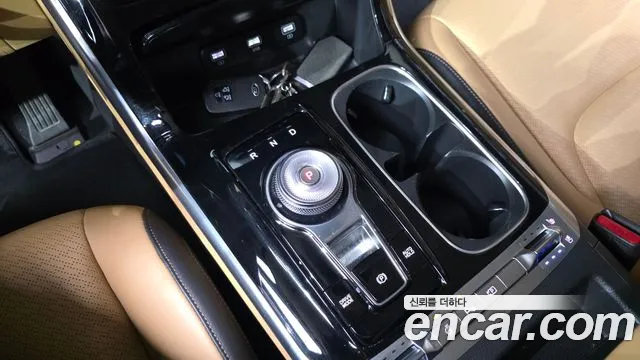 Kia Carnival 2021 thumb 9