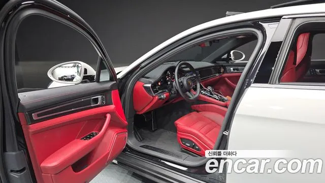 Porsche Panamera 2022 thumb 10