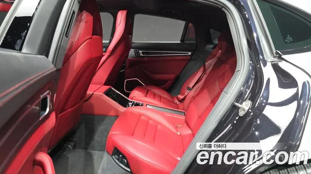 Porsche Panamera 2022 thumb 12