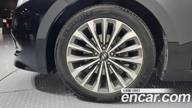 Hyundai Grandeur 2016 thumb 5