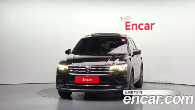 Volkswagen Tiguan 2020 thumb 3