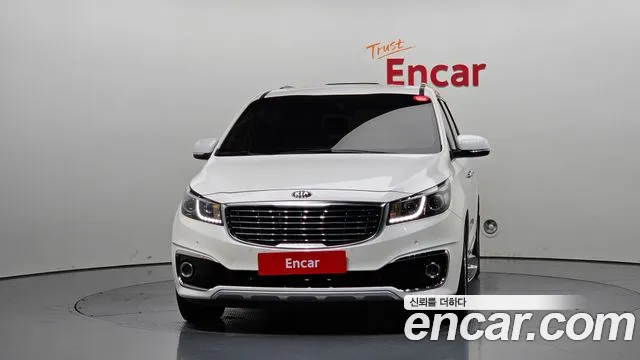 Kia Carnival 2016 thumb 3