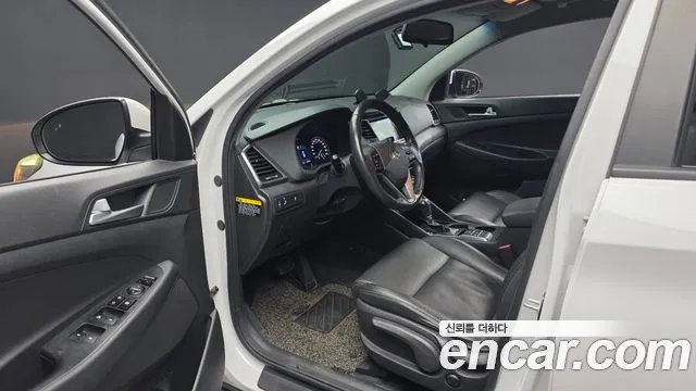 Hyundai Tucson 2017 thumb 10