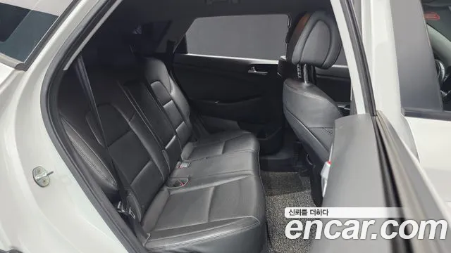 Hyundai Tucson 2017 thumb 12