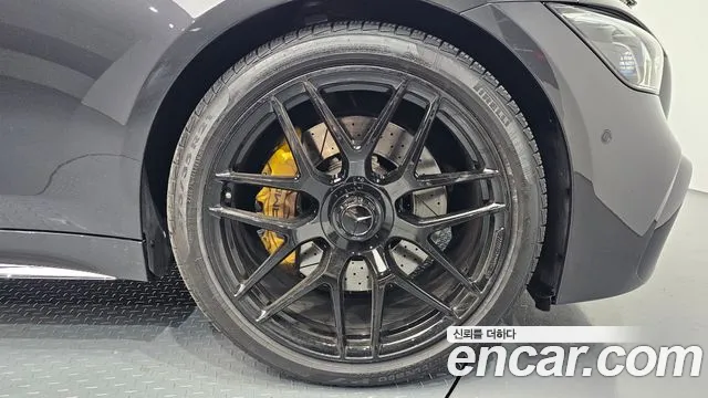 Mercedes-Benz AMG GT 2023 thumb 5