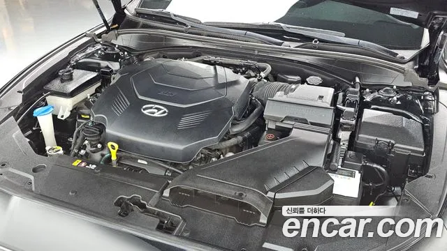 Hyundai Grandeur 2017 thumb 6