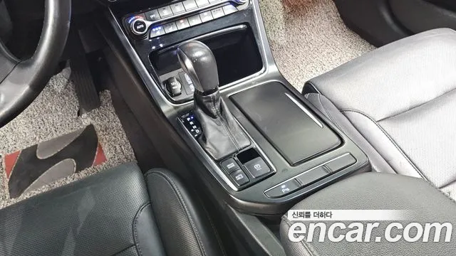 Hyundai Grandeur 2017 thumb 9