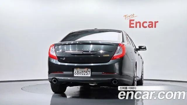 Lincoln MKS 2016 thumb 4