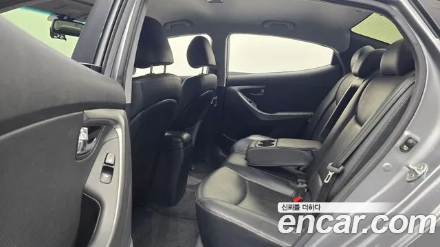 Hyundai Avante 2013 thumb 11